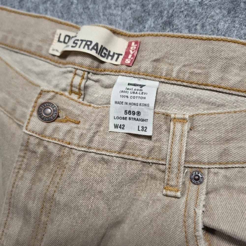 Levis 569 Loose Straight Jeans Mens 42x32 Tan Khaki Denim Vintage 2005 Hong Kong